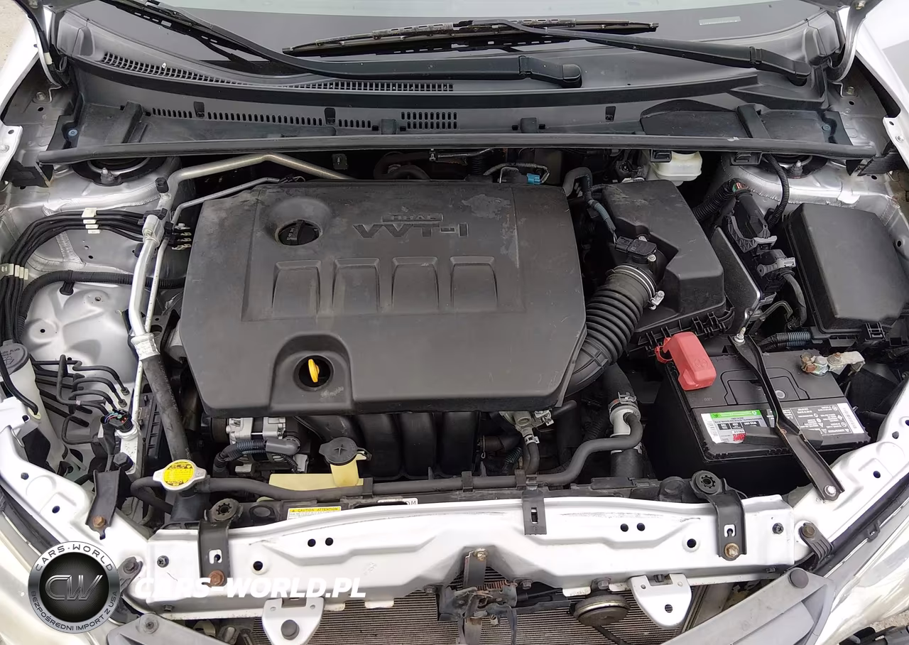 2015 Toyota Corolla Le Plus VIN:5YFBURHE6FP181265 - 10