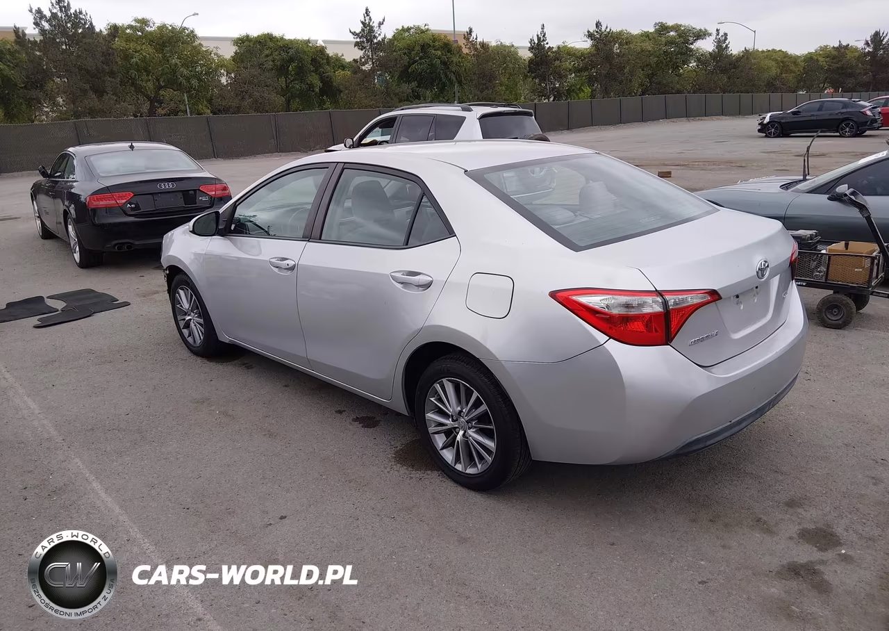 2015 Toyota Corolla Le Plus VIN:5YFBURHE6FP181265 - 3