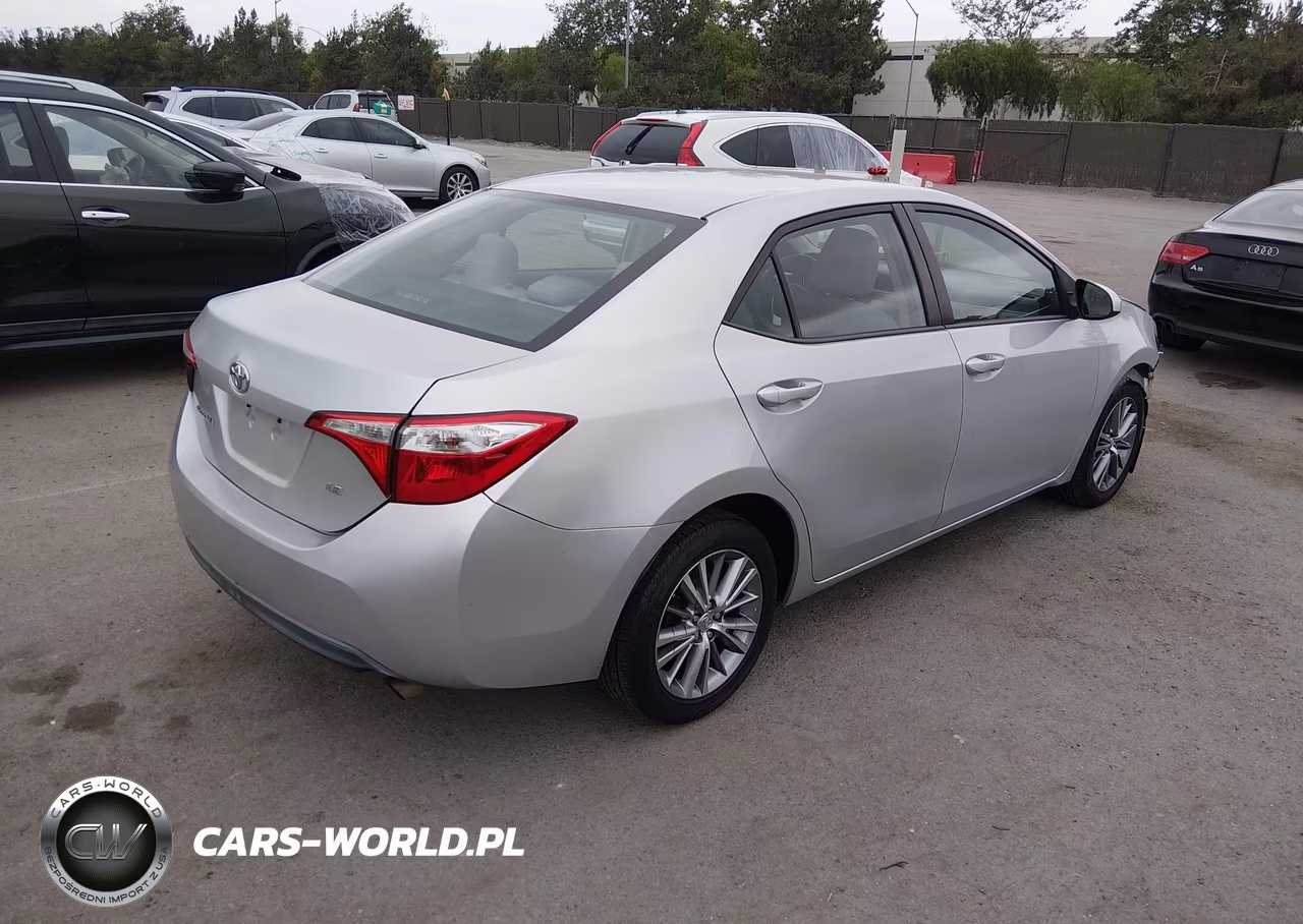 2015 Toyota Corolla Le Plus VIN:5YFBURHE6FP181265 - 4