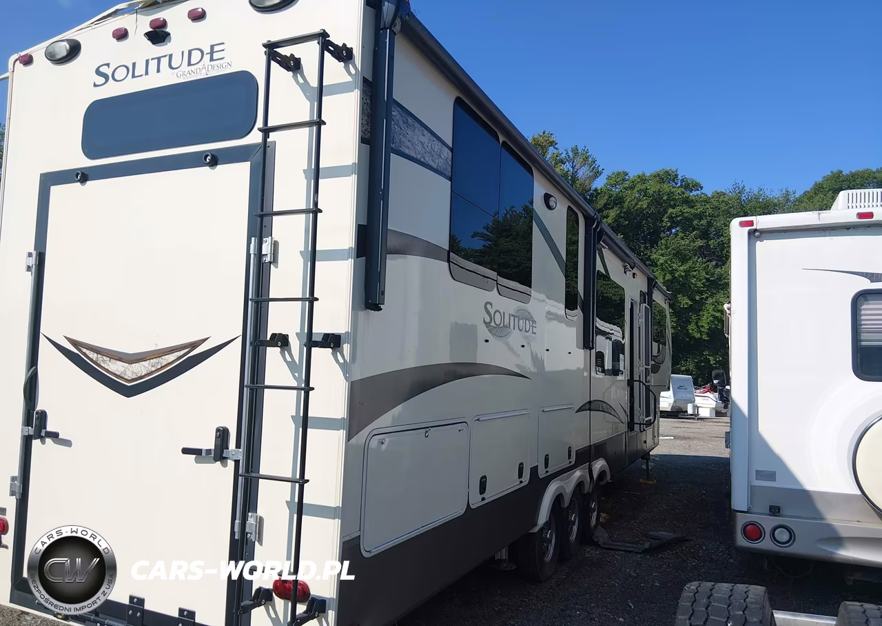 2019 Grand Design Other VIN:573FS4333K1112282 - 4