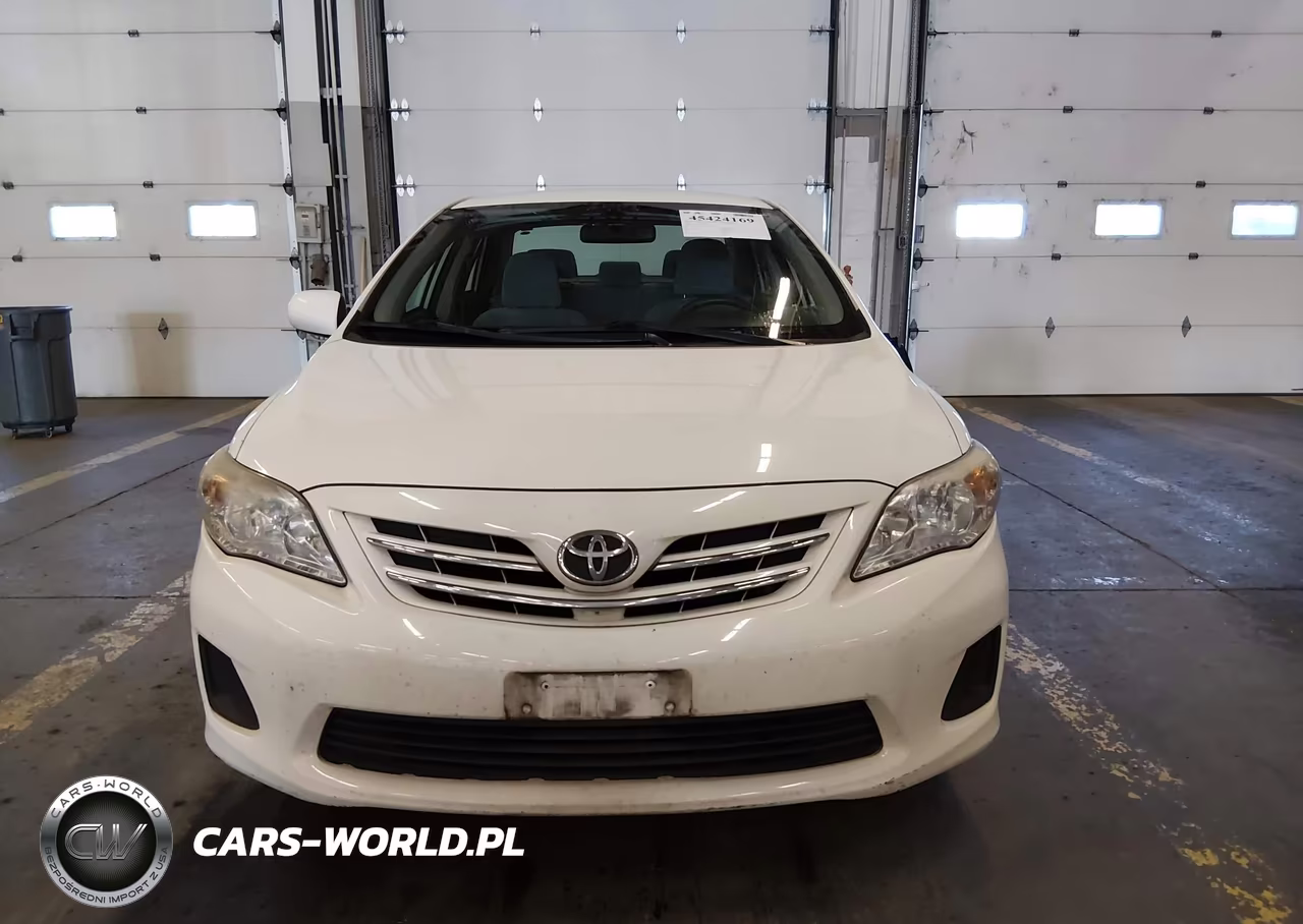 2013 Toyota Corolla Le VIN:JTDBU4EE2DJ121122 - 13