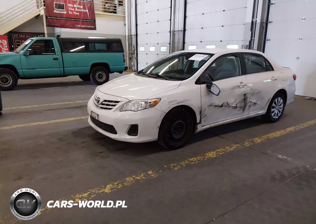 2013 Toyota Corolla Le VIN:JTDBU4EE2DJ121122 - 2