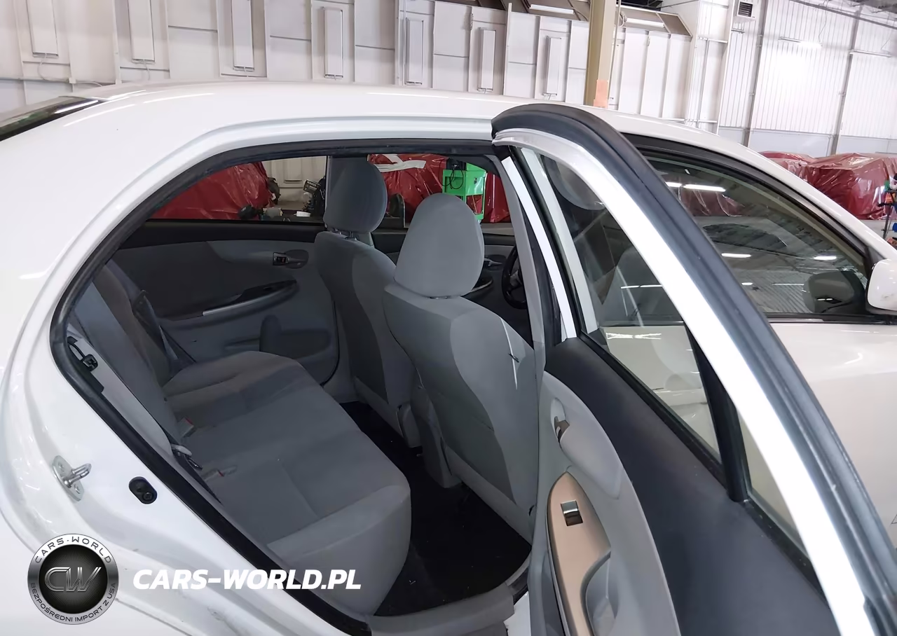 2013 Toyota Corolla Le VIN:JTDBU4EE2DJ121122 - 8