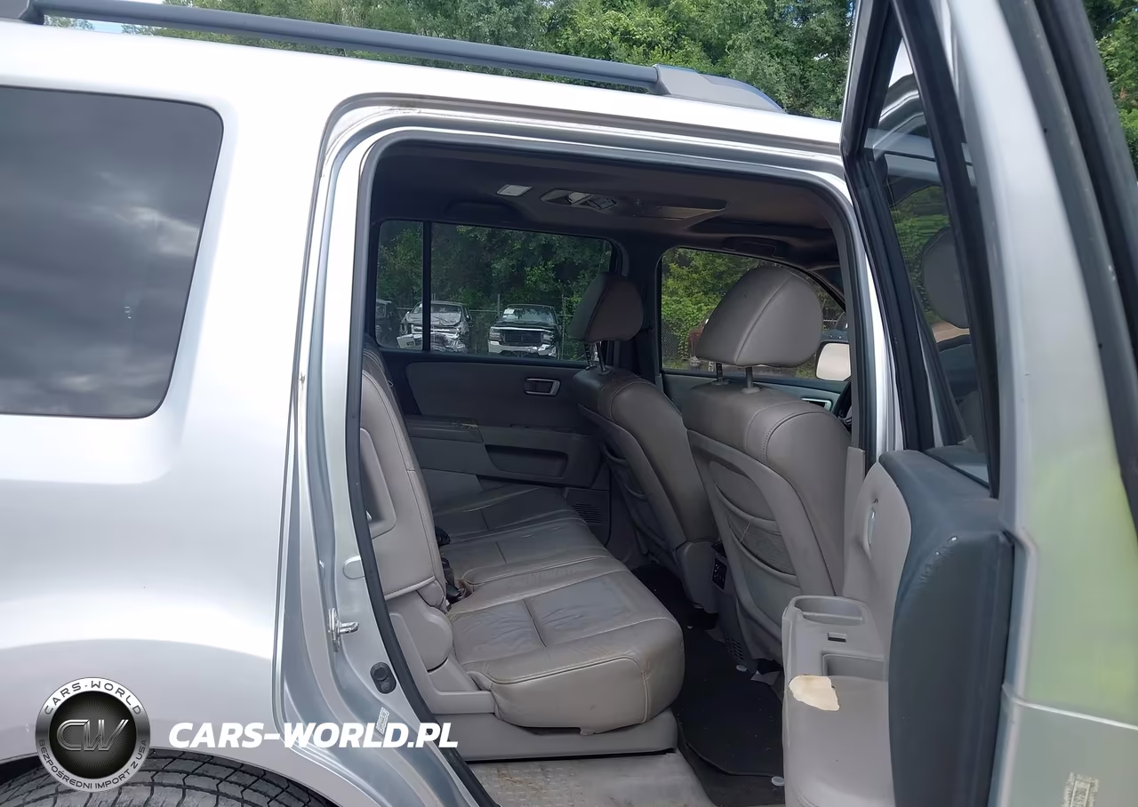 2010 Honda Pilot Ex-L VIN:5FNYF3H65AB019786 - 8