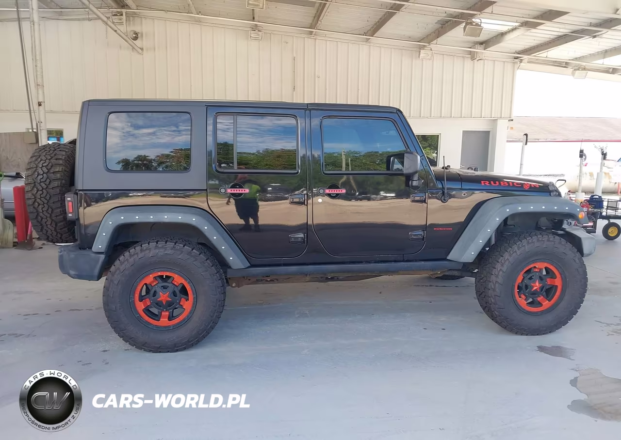 2008 Jeep Wrangler Unlimited Rubicon VIN:1J4GA69138L631808 - 13