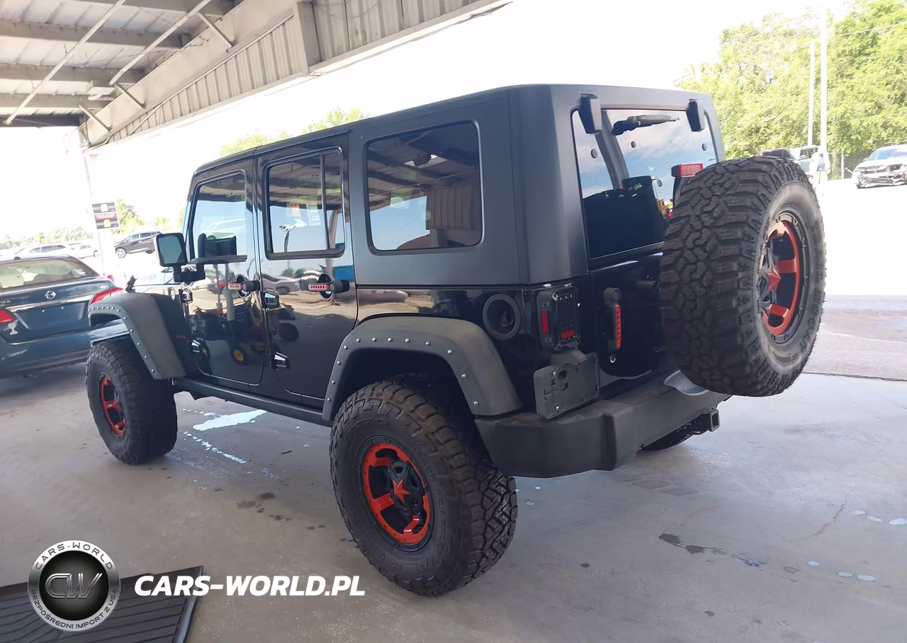 2008 Jeep Wrangler Unlimited Rubicon VIN:1J4GA69138L631808 - 3