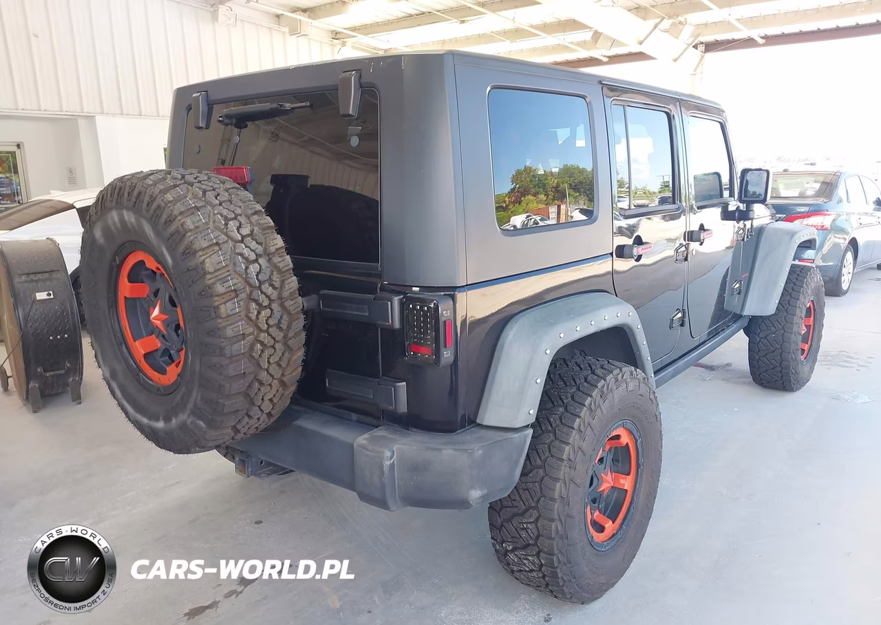2008 Jeep Wrangler Unlimited Rubicon VIN:1J4GA69138L631808 - 4