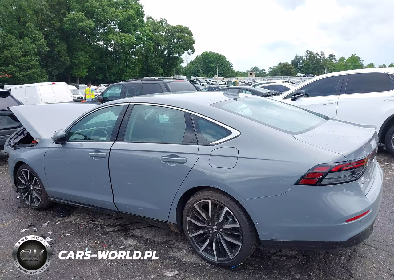 2026 Honda Accord Hybrid Touring VIN:1HGCY2F89TA003221 - 13