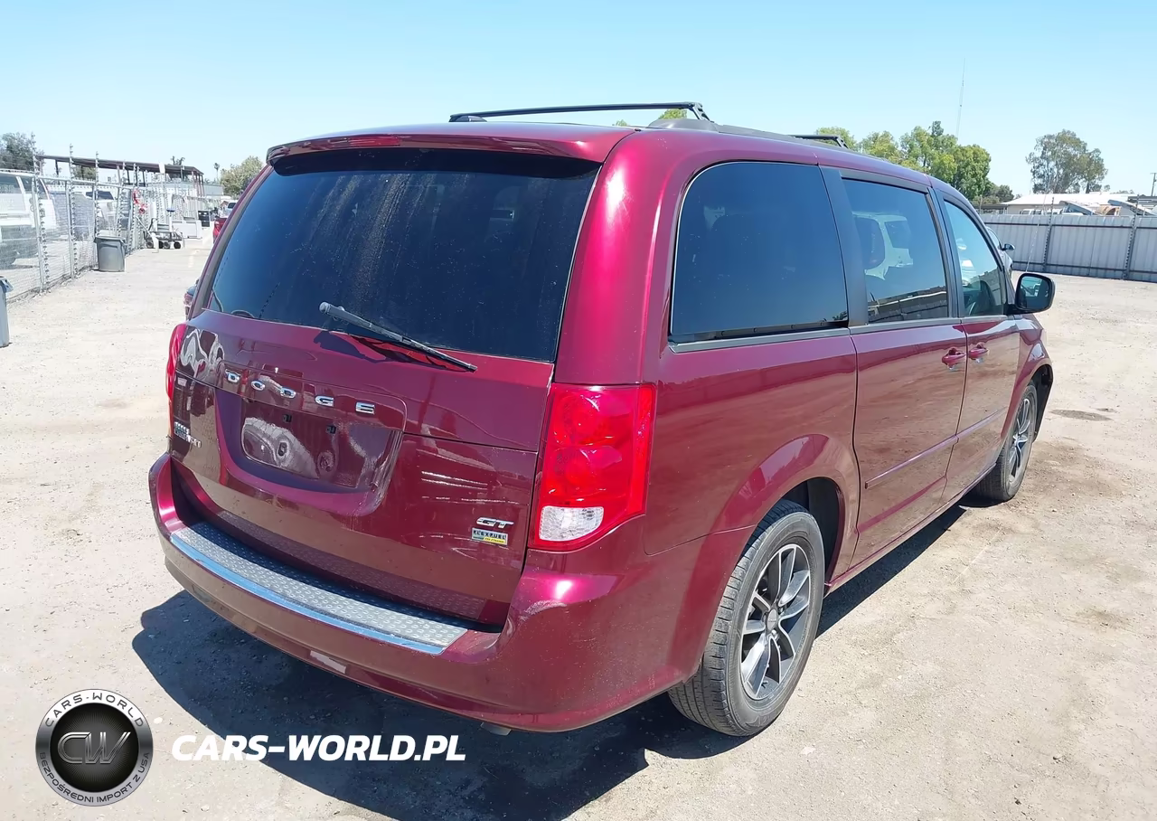 2017 Dodge Grand Caravan Gt VIN:2C4RDGEG5HR863338 - 4