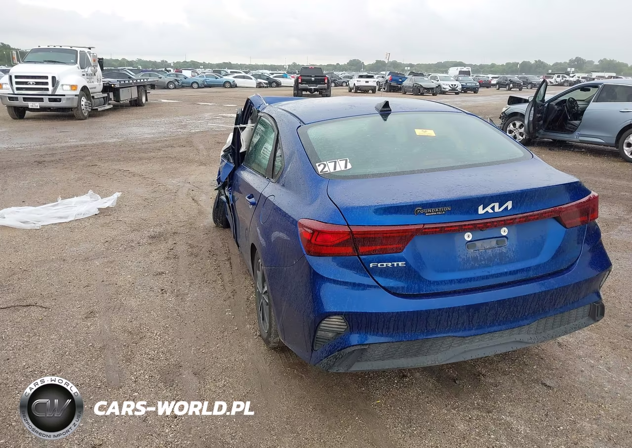 2024 Kia Forte Lxs VIN:3KPF24AD1RE740819 - 3