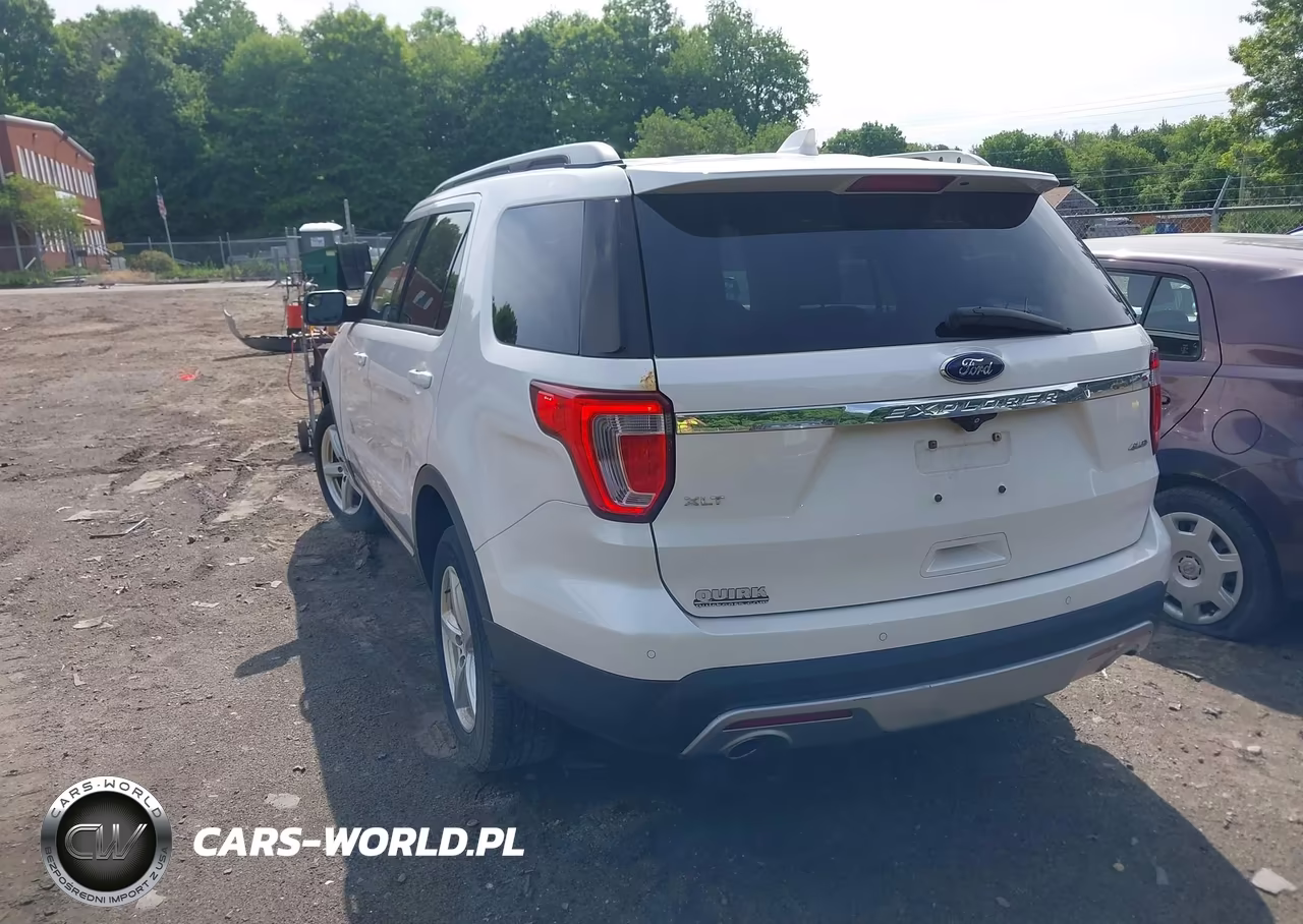 2016 Ford Explorer Xlt VIN:1FM5K8D82GGA92627 - 3