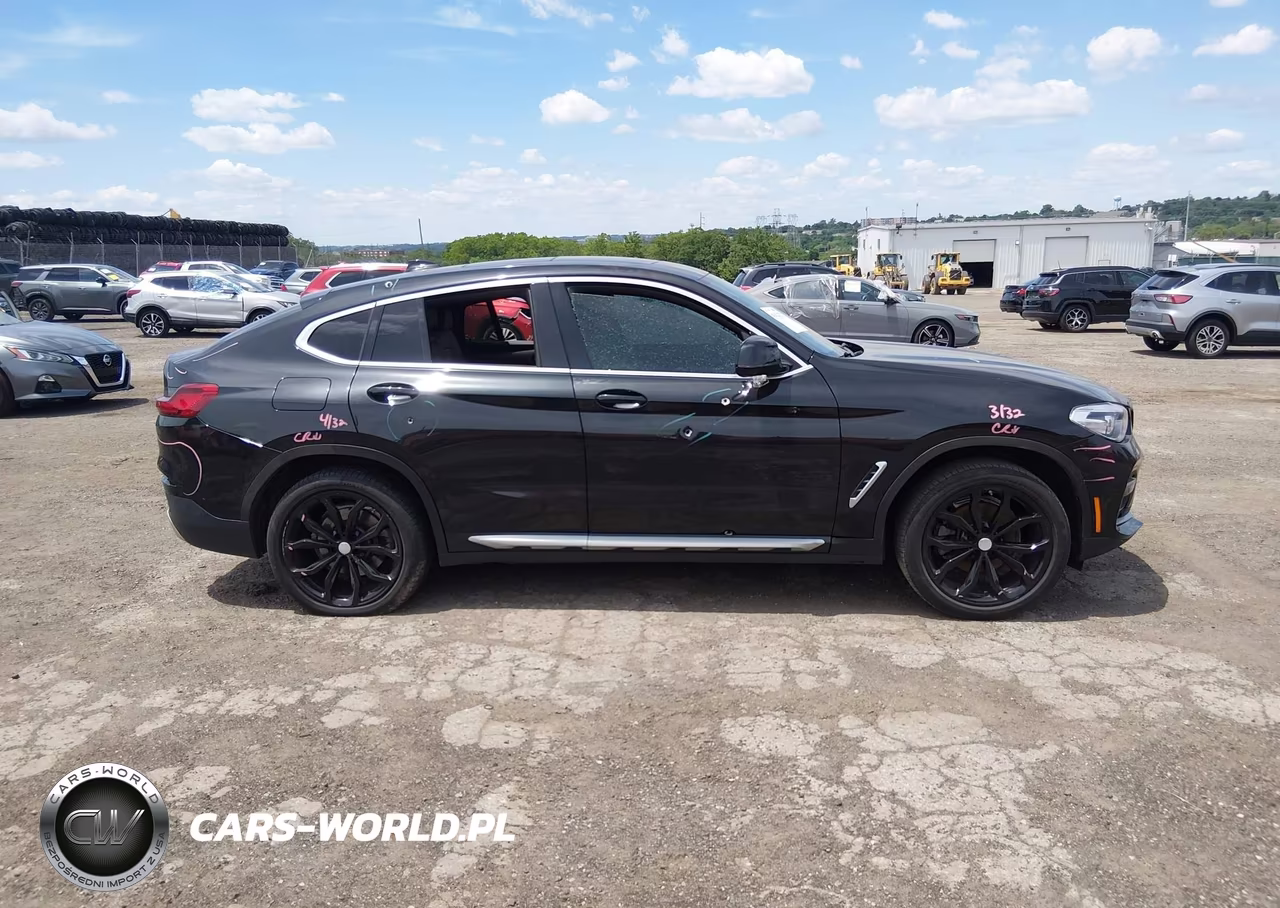 2019 BMW X4 xDrive30I VIN:5UXUJ3C52KLG56212 - 13