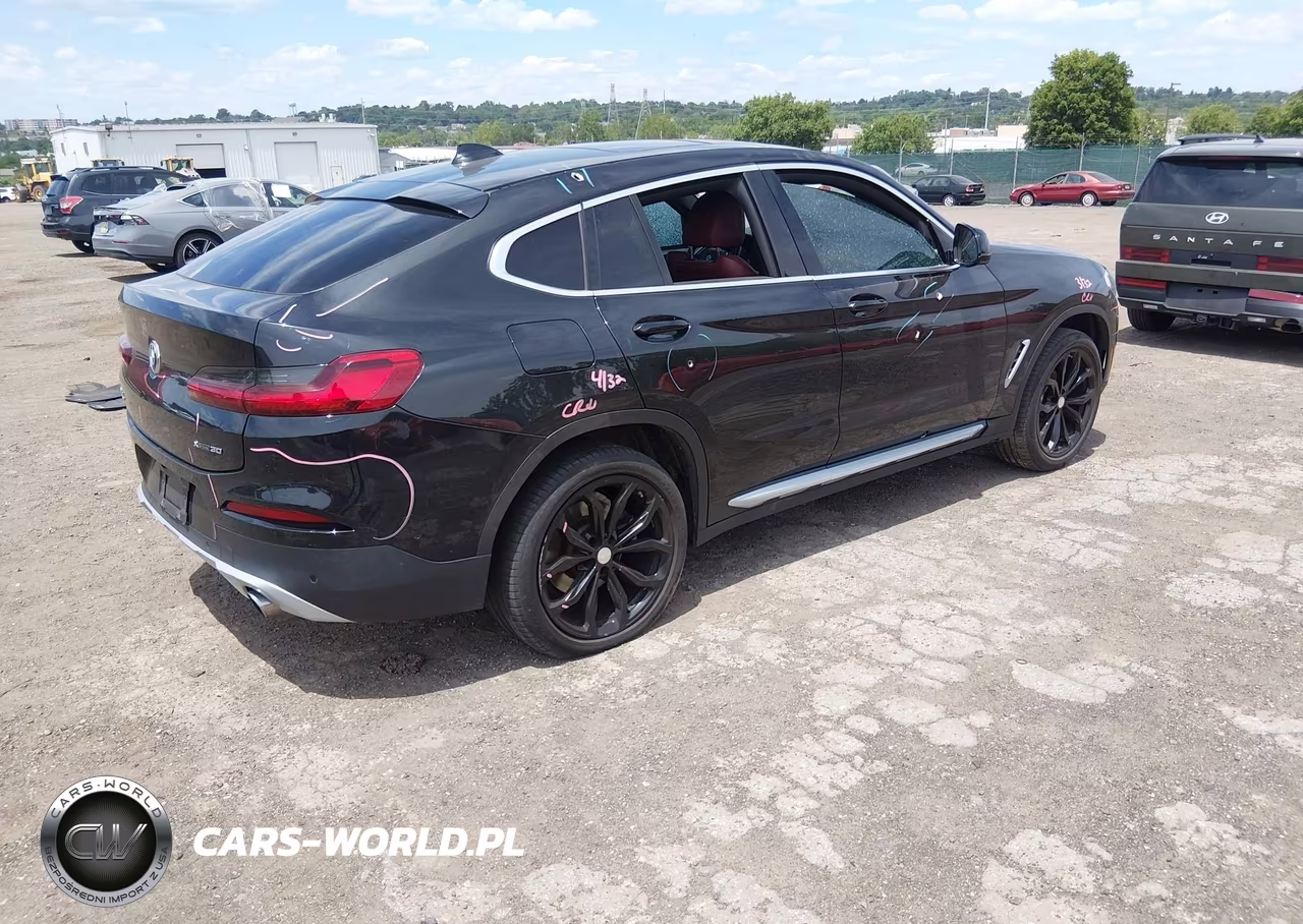 2019 BMW X4 xDrive30I VIN:5UXUJ3C52KLG56212 - 4