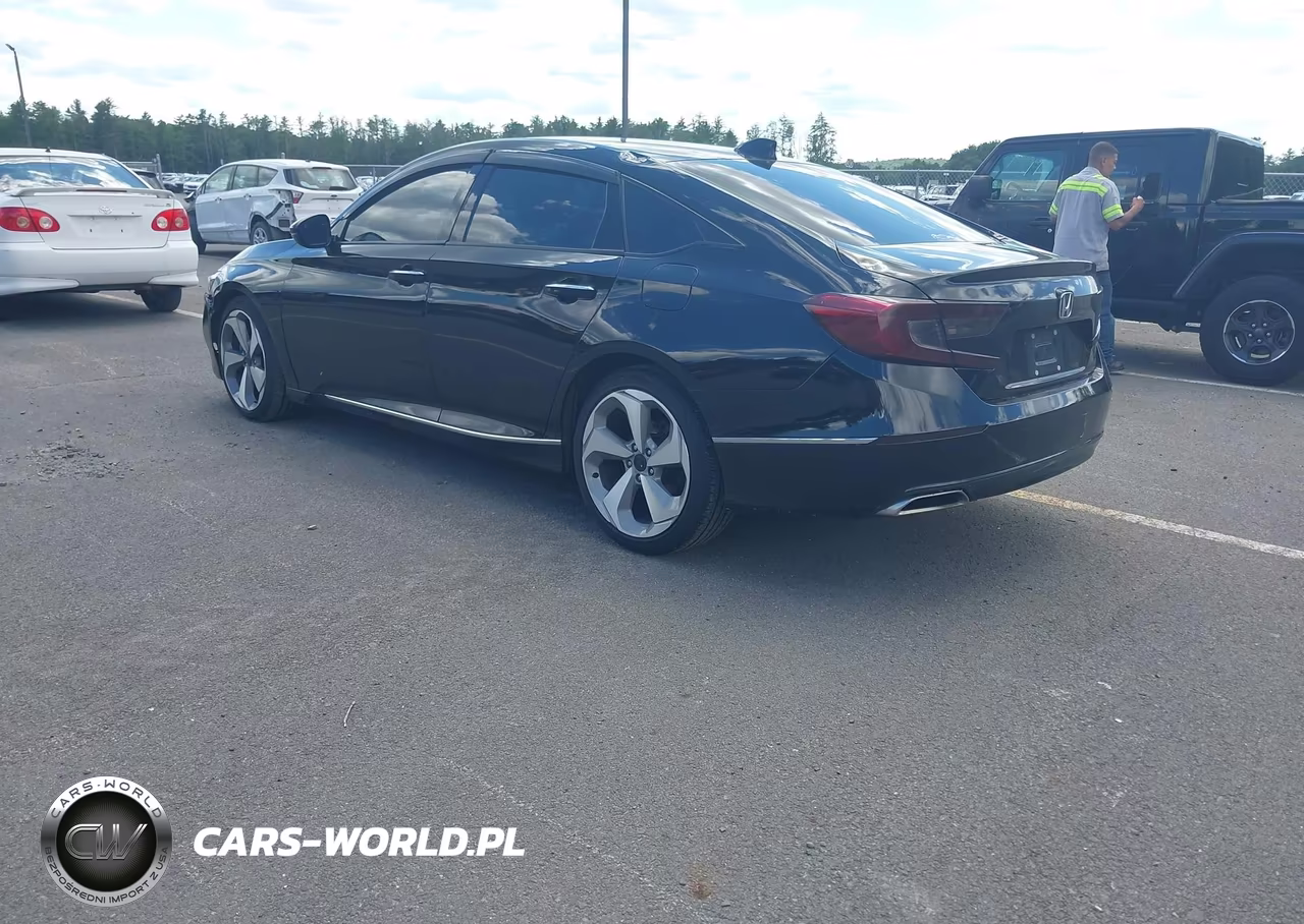 2020 Honda Accord Touring VIN:1HGCV2F92LA027815 - 3