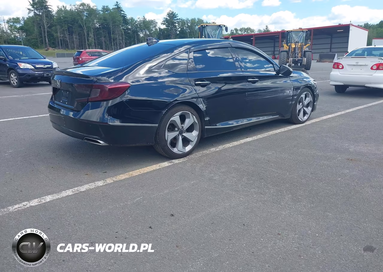 2020 Honda Accord Touring VIN:1HGCV2F92LA027815 - 4