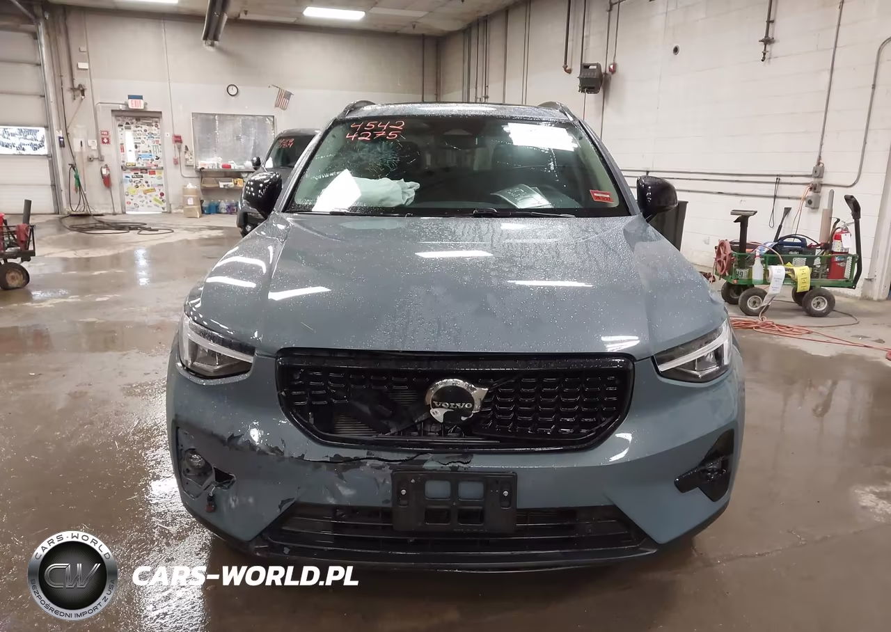 2023 Volvo Xc40 B5 Plus Dark Theme VIN:YV4L12UW8P2943219 - 6