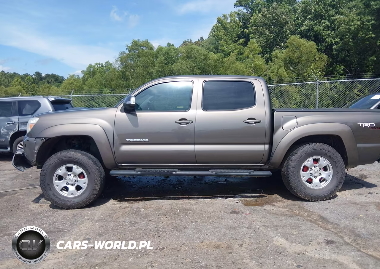 2013 Toyota Tacoma Base V6 VIN:5TFLU4ENXDX073774 - 14