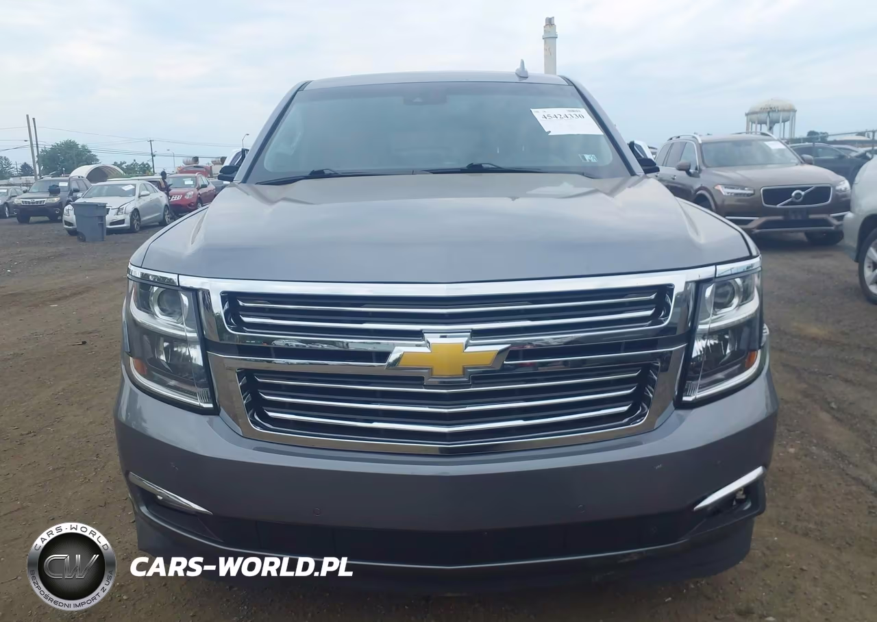 2018 Chevrolet Suburban Premier VIN:1GNSKJKC1JR297753 - 12