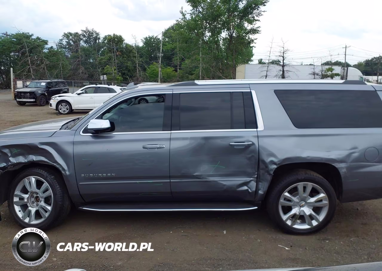 2018 Chevrolet Suburban Premier VIN:1GNSKJKC1JR297753 - 14