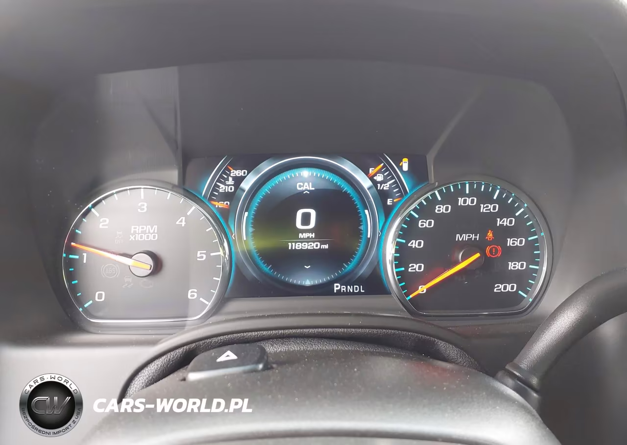 2018 Chevrolet Suburban Premier VIN:1GNSKJKC1JR297753 - 7