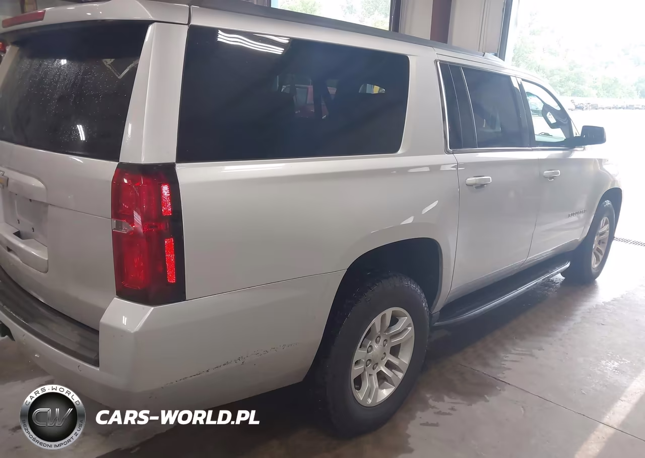 2020 Chevrolet Suburban 4Wd Ls VIN:1GNSKGKC4LR299924 - 4