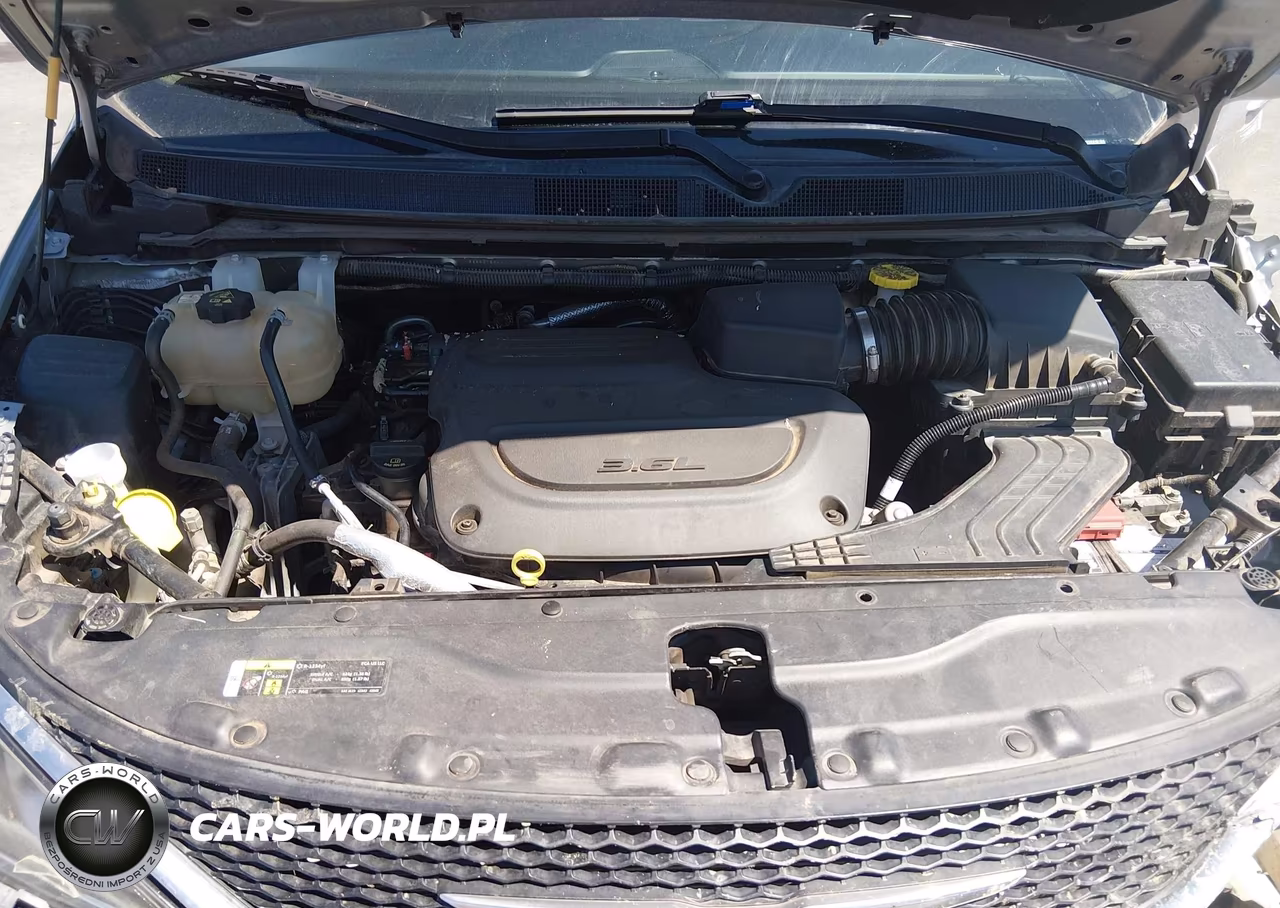 2020 Chrysler Pacifica Touring L VIN:2C4RC1BG4LR113734 - 9