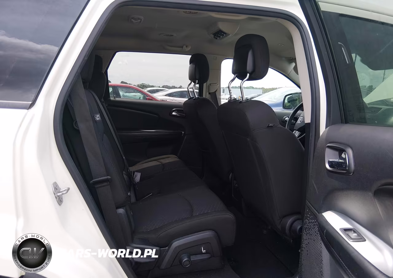 2019 Dodge Journey Se VIN:3C4PDCBB6KT861370 - 8