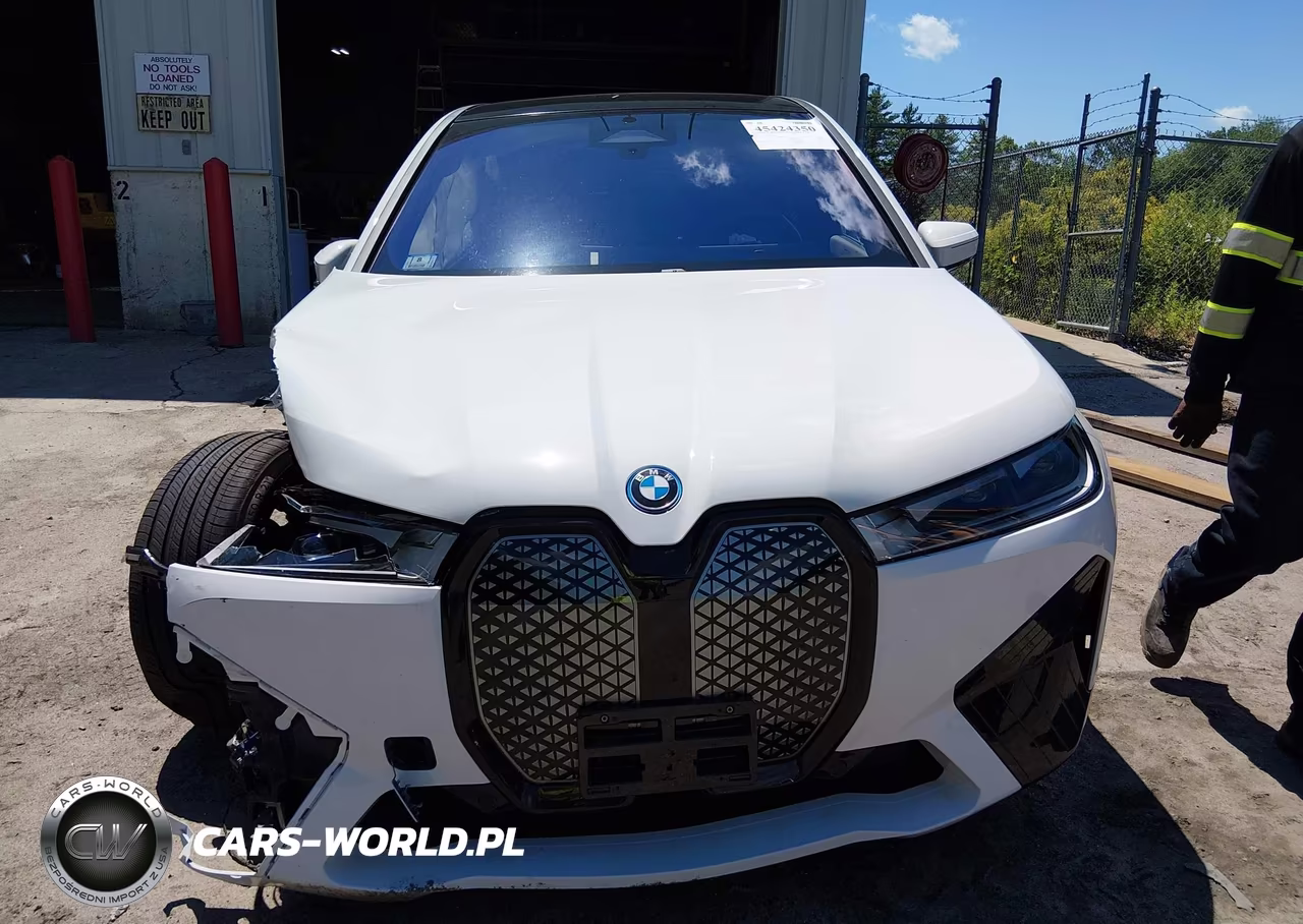 2025 BMW Ix xDrive50 VIN:WB523CF05SCU31200 - 13