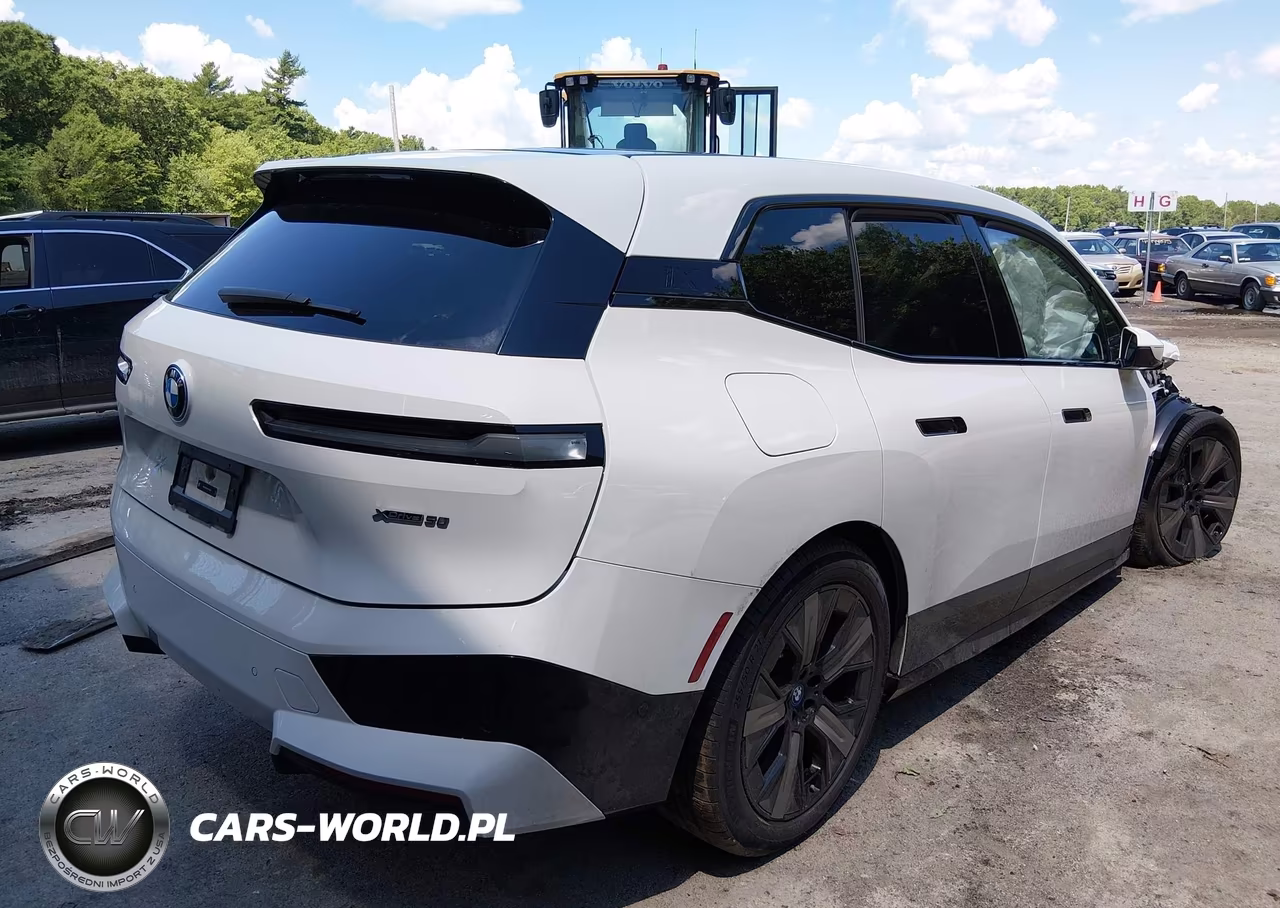 2025 BMW Ix xDrive50 VIN:WB523CF05SCU31200 - 4