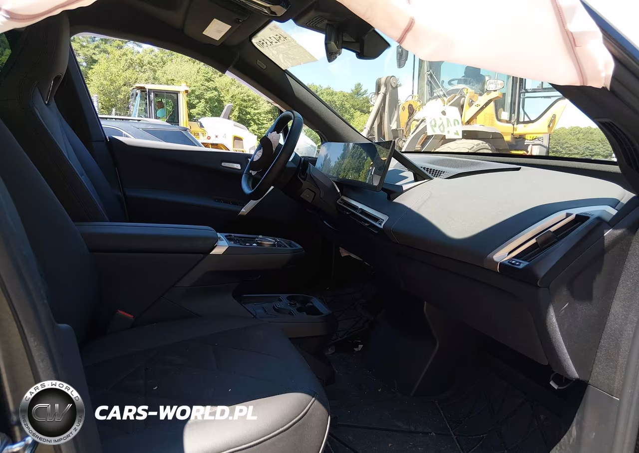 2025 BMW Ix xDrive50 VIN:WB523CF05SCU31200 - 5