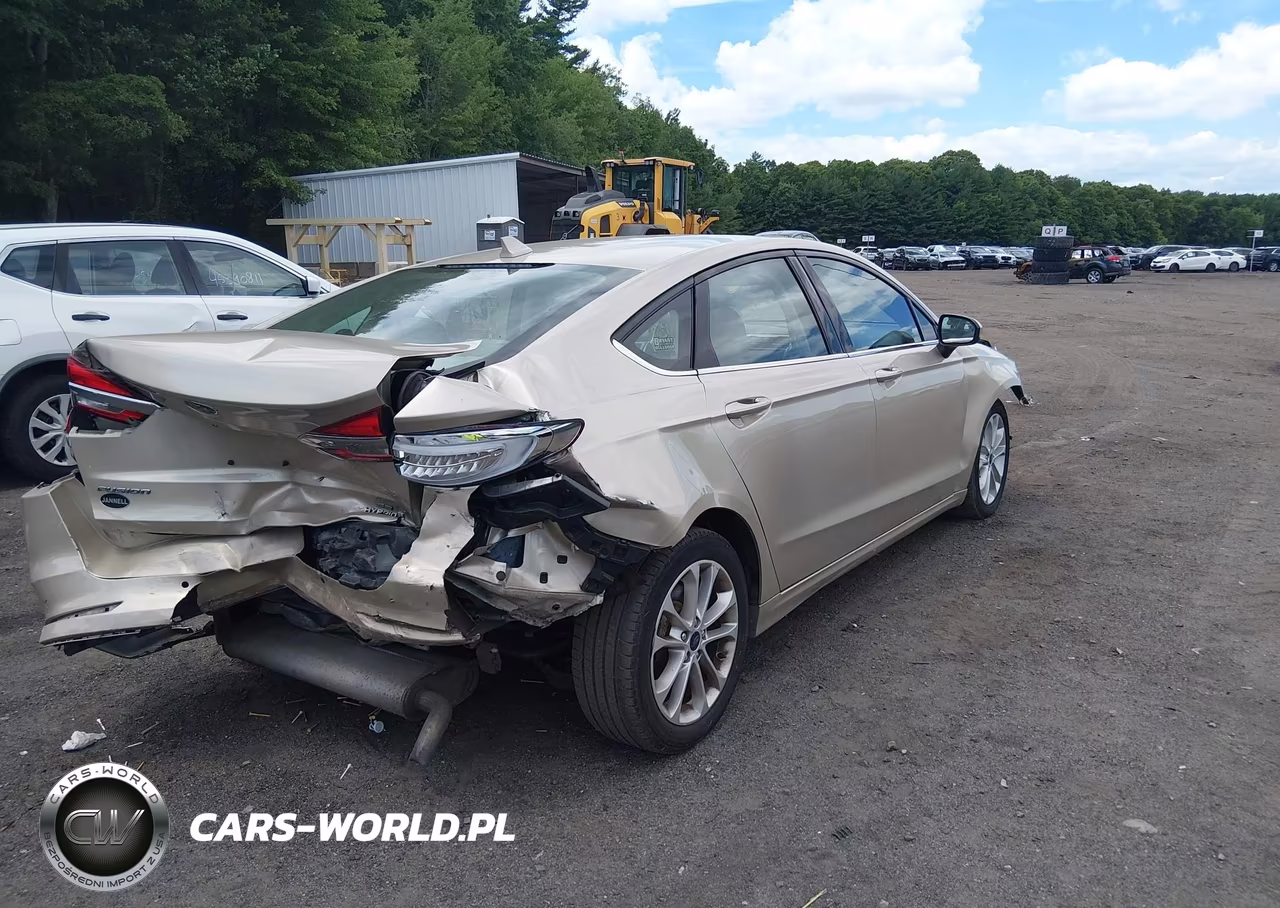 2019 Ford Fusion Hybrid Se VIN:3FA6P0LU8KR156669 - 4