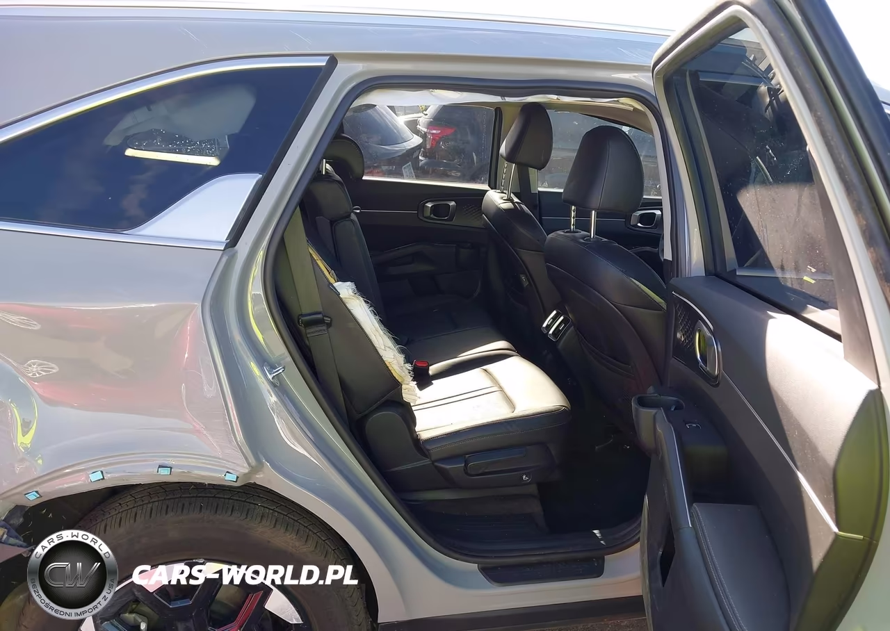 2025 Kia Sorento S VIN:5XYRL4JCXSG369007 - 8