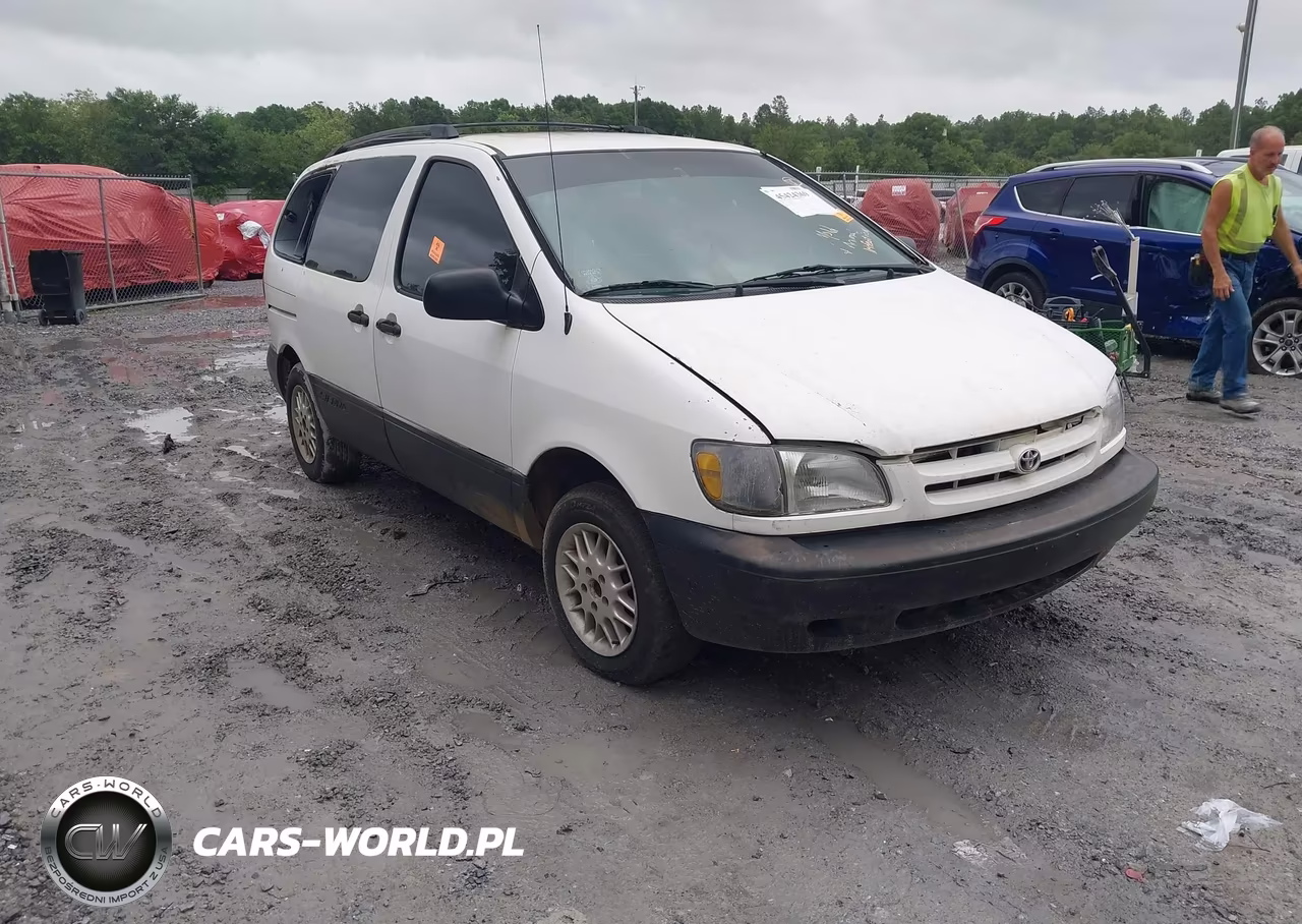 1998 Toyota Sienna Le
