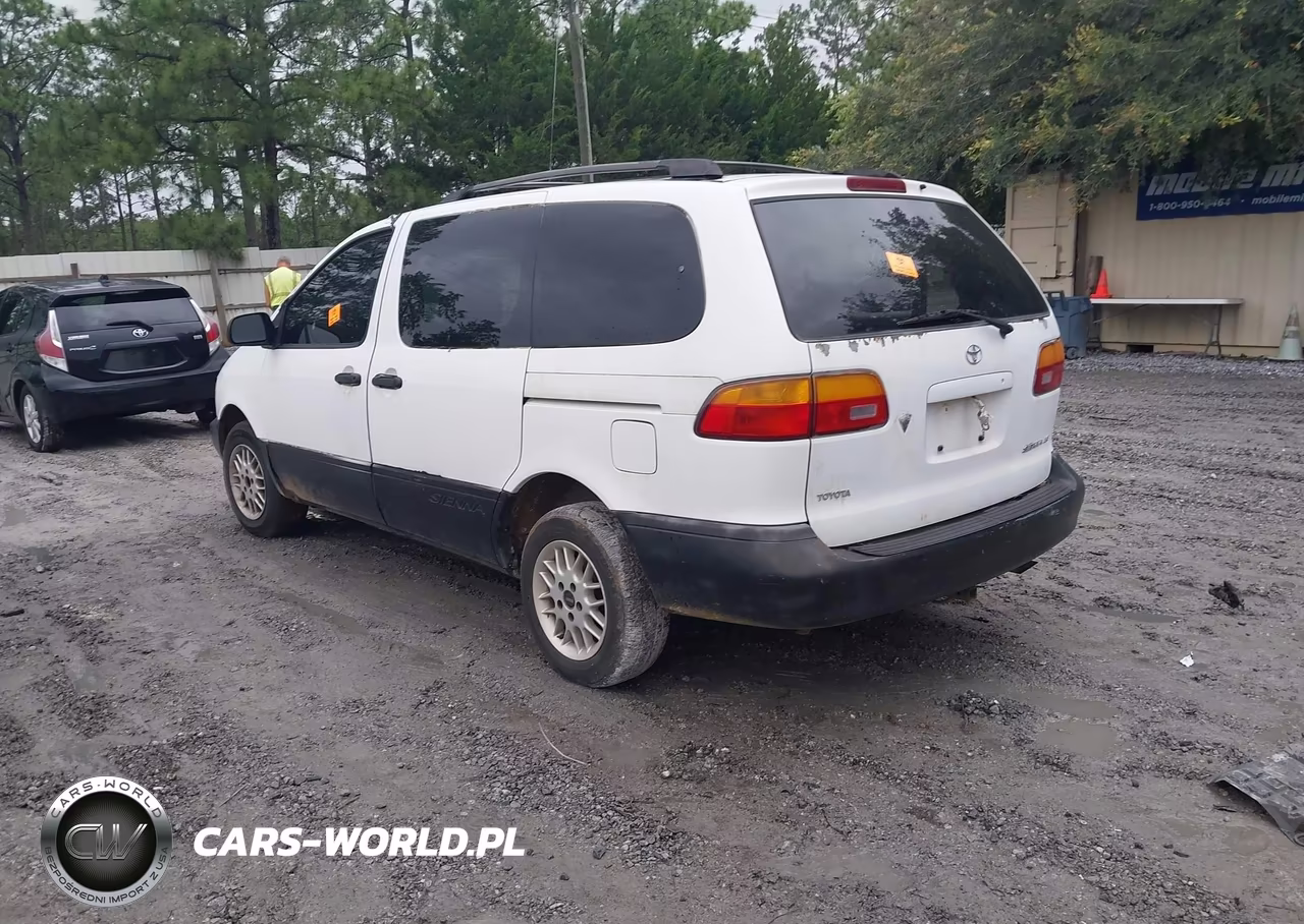 1998 Toyota Sienna Le VIN:4T3ZF13C6WU083102 - 3
