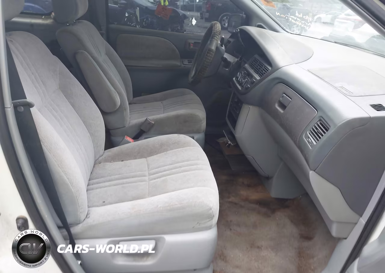 1998 Toyota Sienna Le VIN:4T3ZF13C6WU083102 - 5