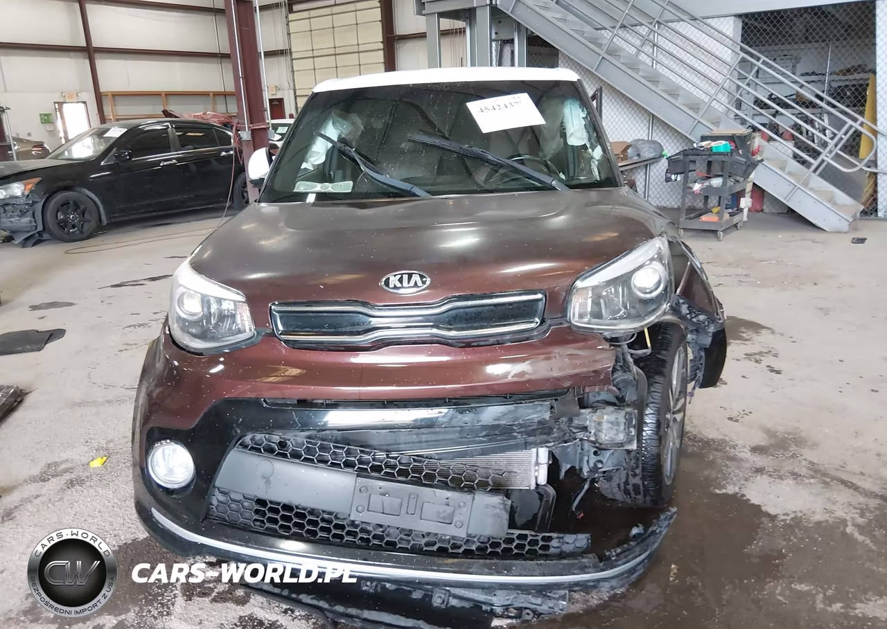 2017 Kia Soul + VIN:KNDJP3A55H7467753 - 11