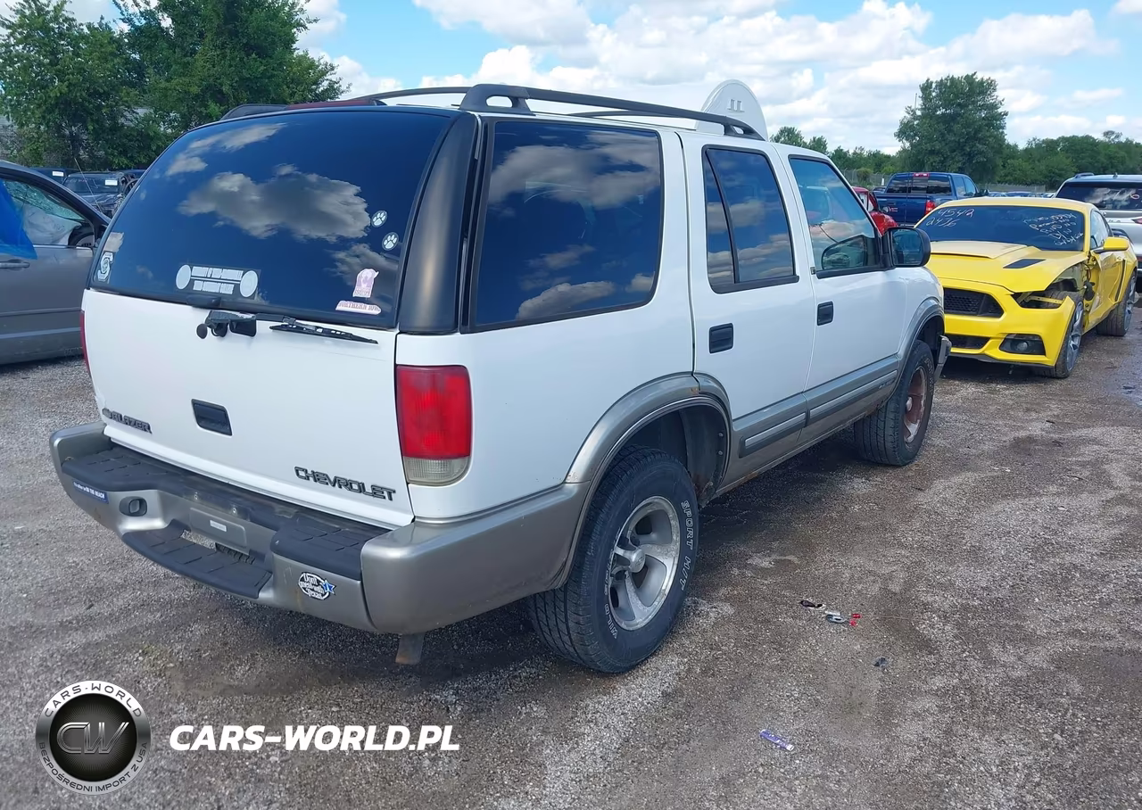 2000 Chevrolet Blazer Lt VIN:1GNCS13W6Y2197227 - 4
