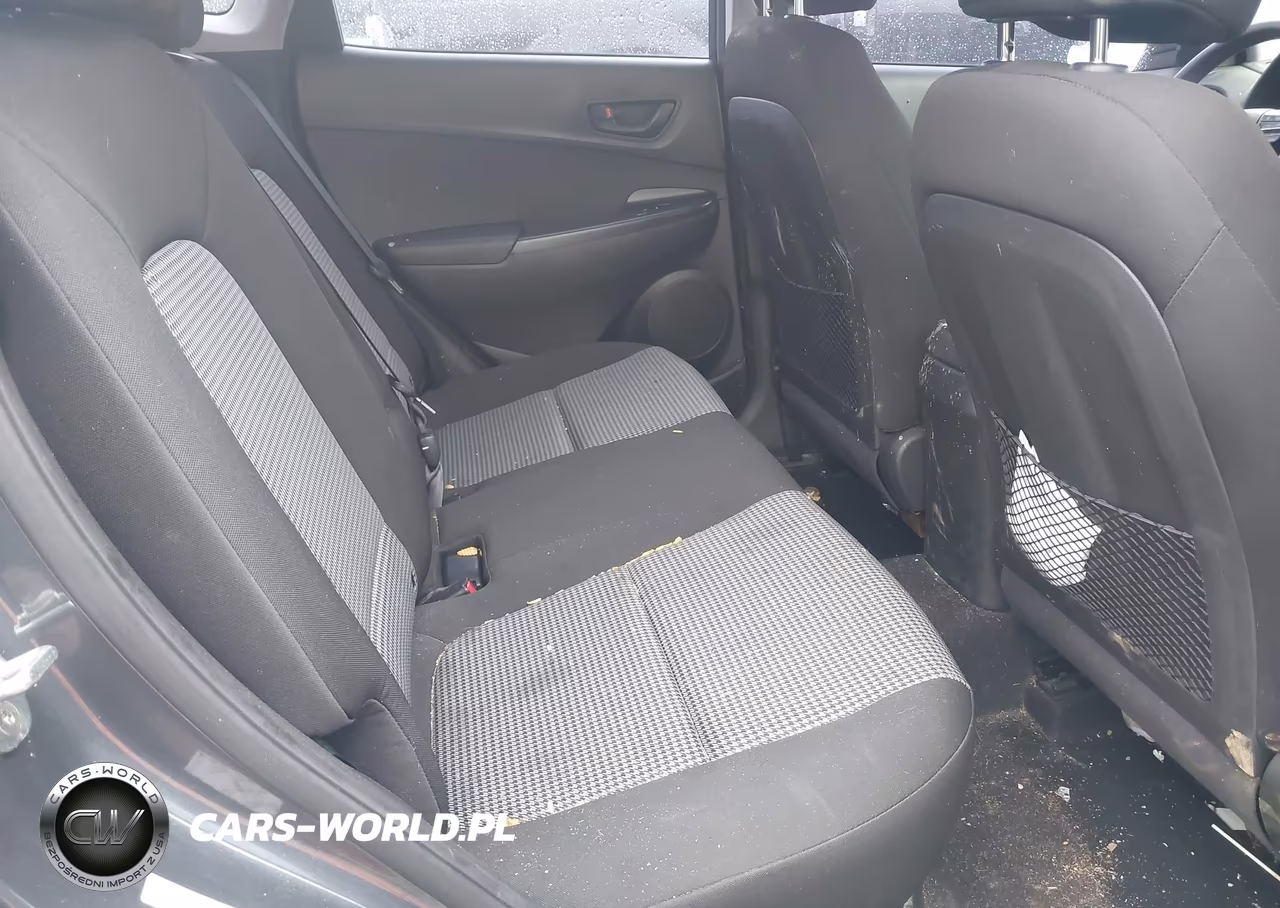 2018 Hyundai Kona Se VIN:KM8K12AA1JU123563 - 8