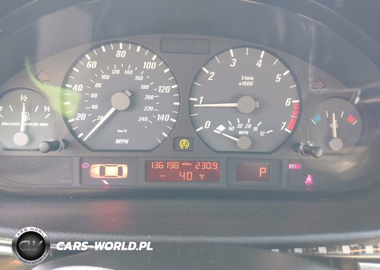 2002 BMW 3 Series 325Ci VIN:WBABS33492PG83412 - 7