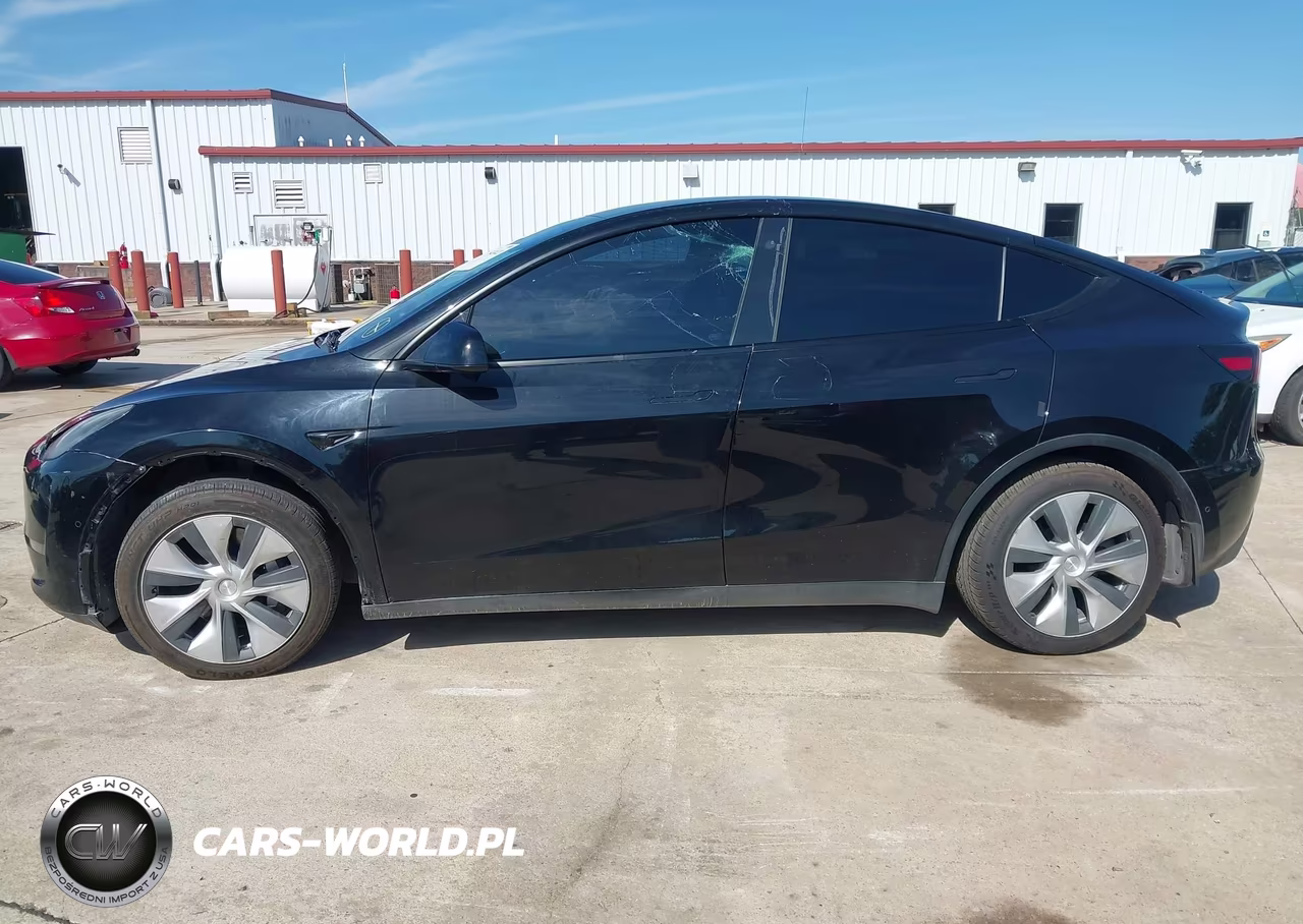 2021 Tesla Model Y Long Range Dual Motor All-Wheel Drive VIN:5YJYGDEE1MF258528 - 13
