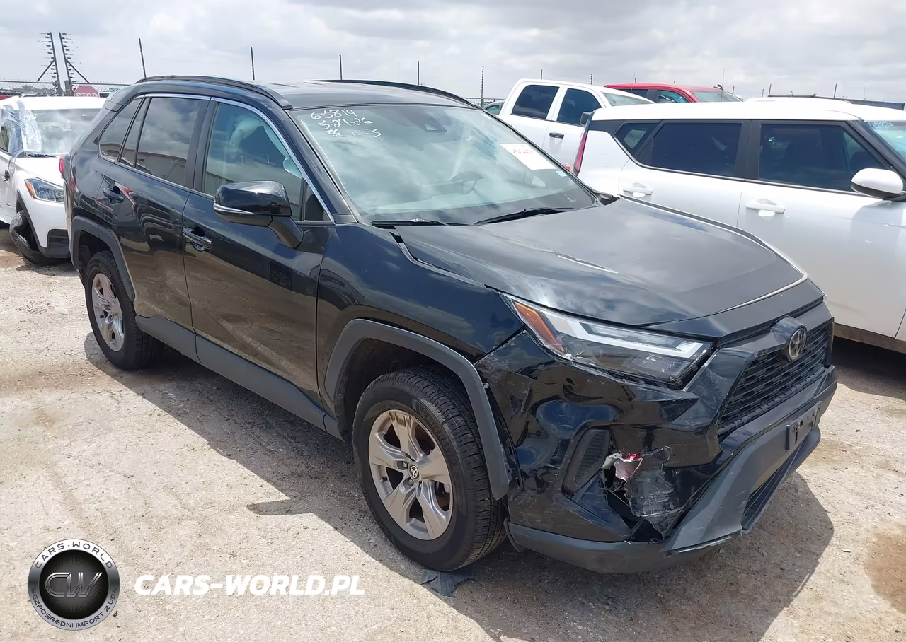 2022 Toyota Rav4 Xle – zdjęcie 1 z 15