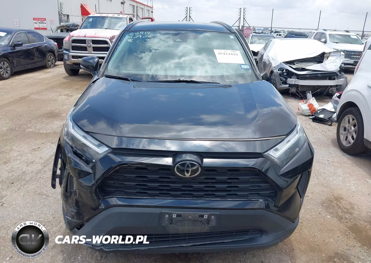 2022 Toyota Rav4 Xle VIN:2T3P1RFV2NW255660 - 11
