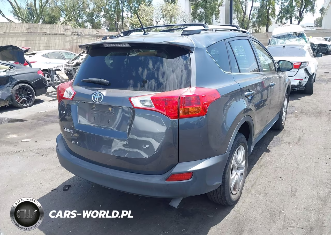2015 Toyota Rav4 Le VIN:JTMZFREV7FD069901 - 17