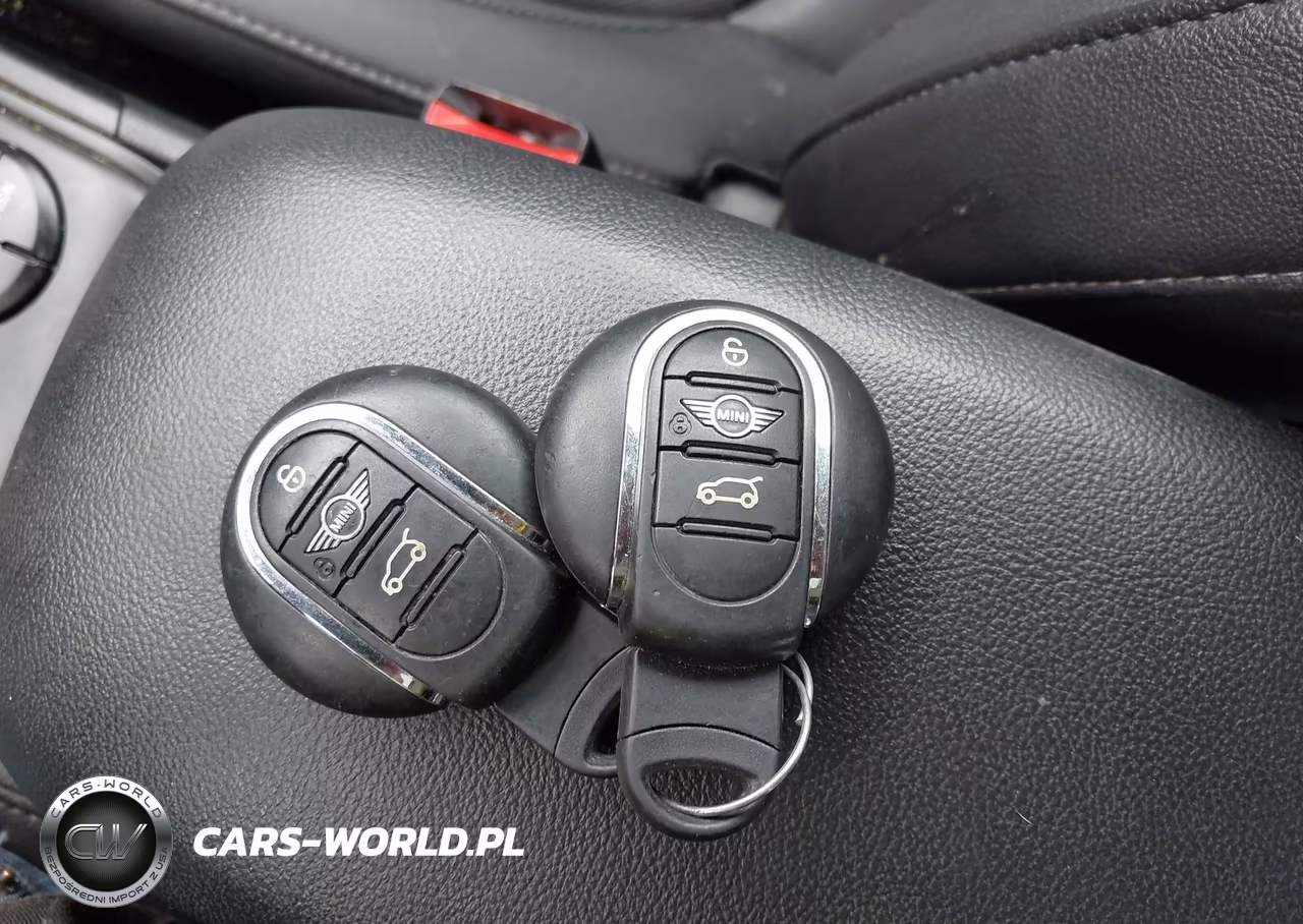 2019 Mini Countryman Cooper VIN:WMZYS7C5XK3F45561 - 11