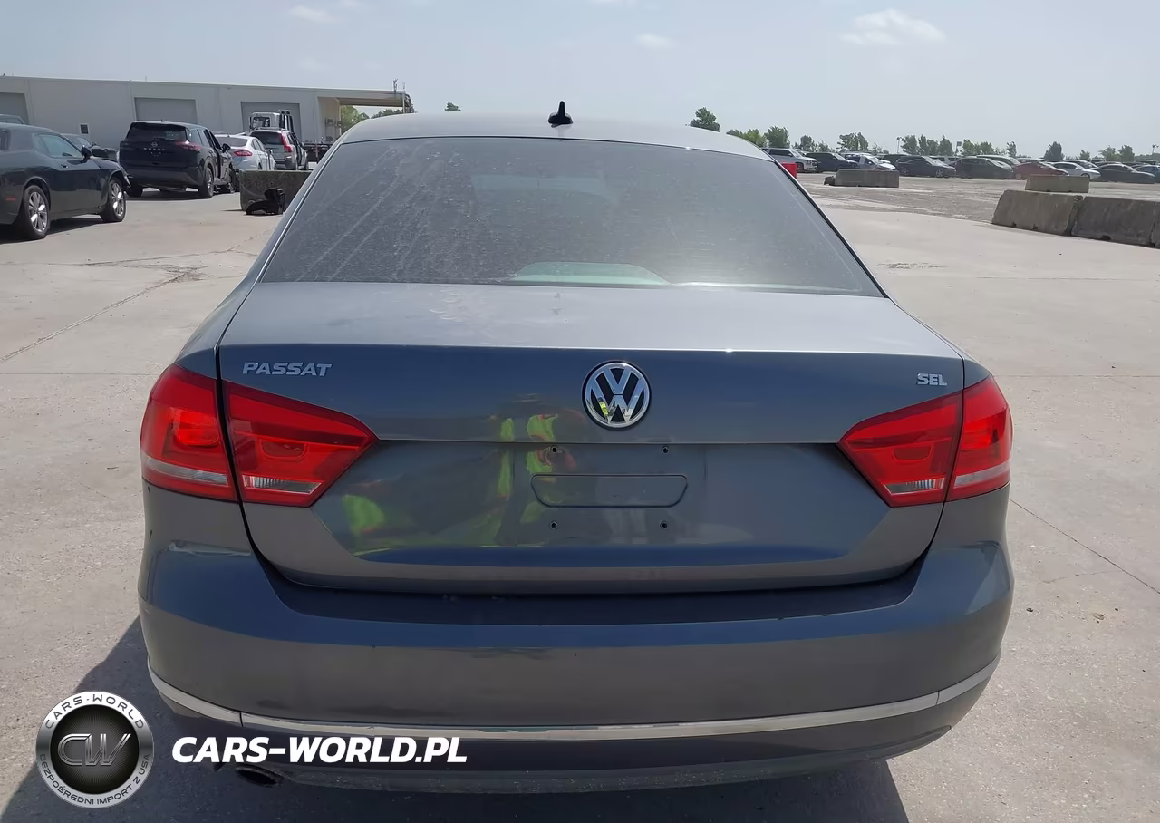 2012 Volkswagen Passat 2.5L Sel VIN:1VWCP7A39CC026784 - 16