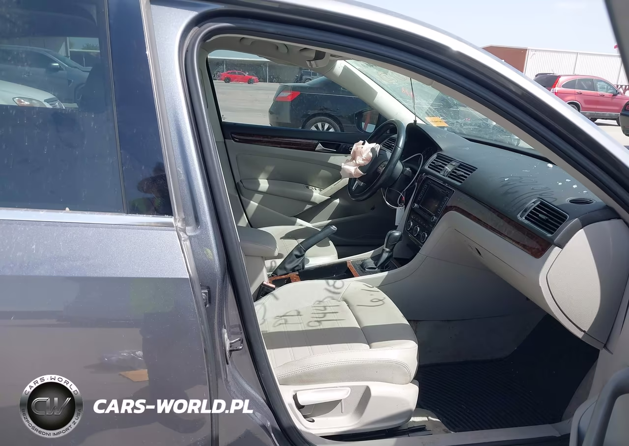 2012 Volkswagen Passat 2.5L Sel VIN:1VWCP7A39CC026784 - 5