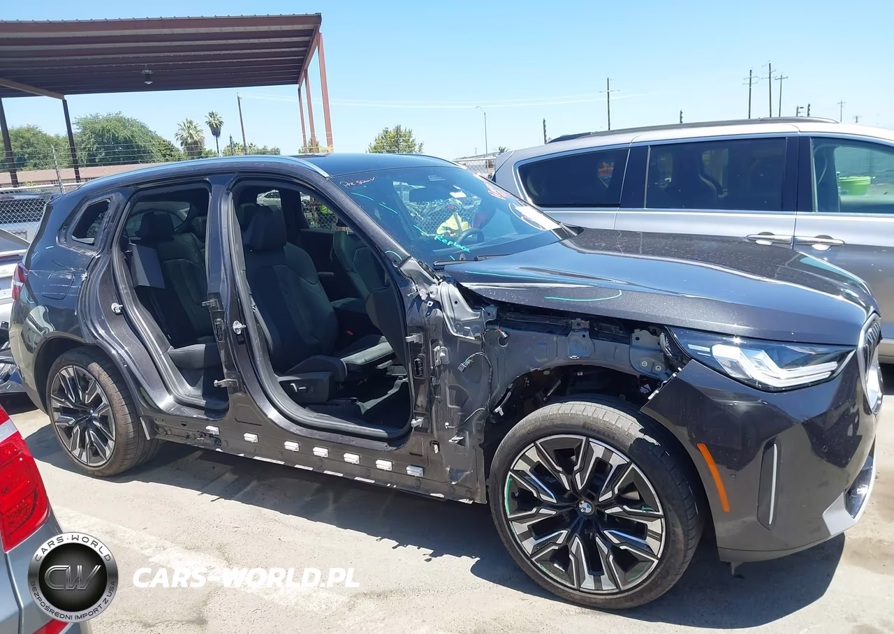2025 BMW X3 30 xDrive VIN:5UX53GP0XS9Z54988 - 14