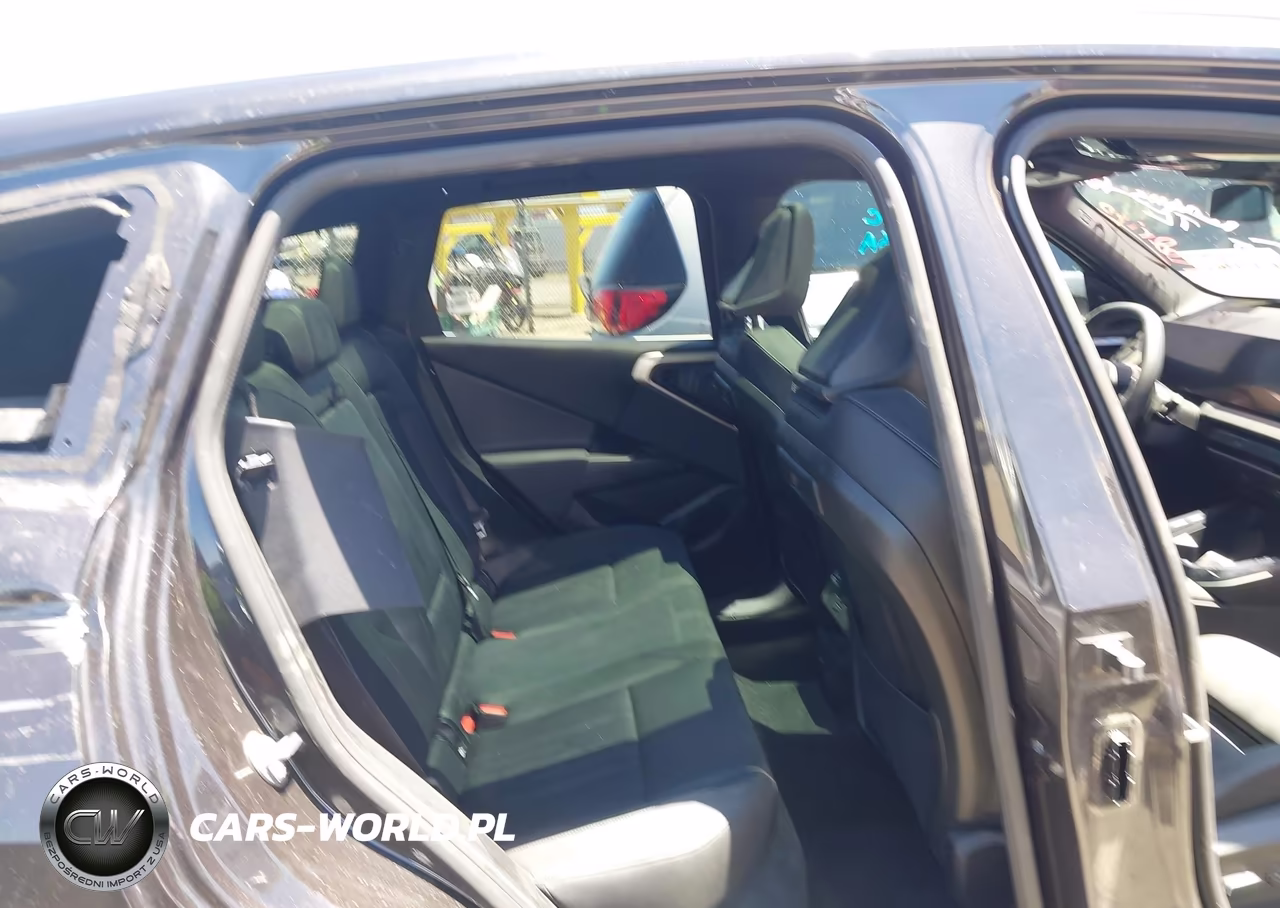 2025 BMW X3 30 xDrive VIN:5UX53GP0XS9Z54988 - 8