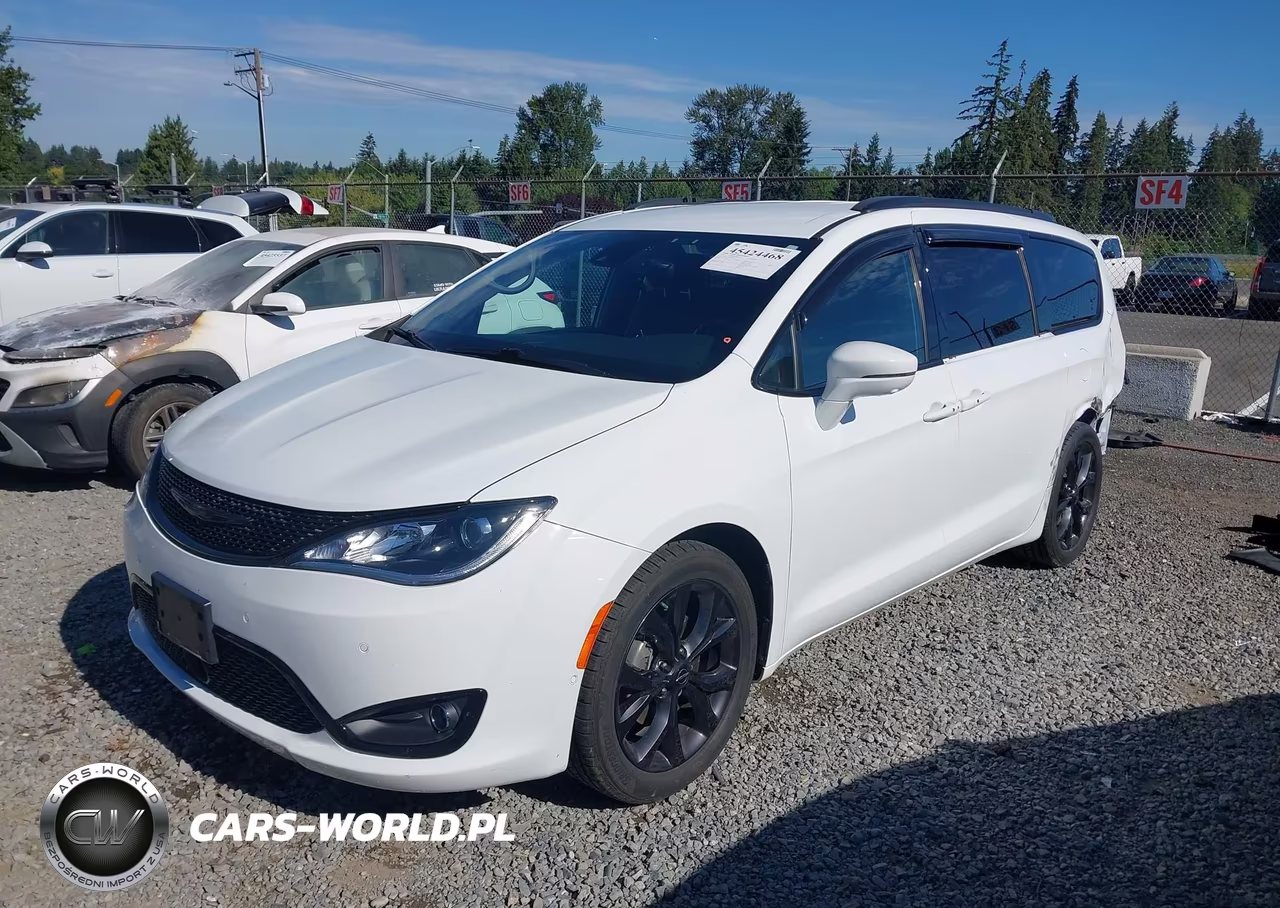 2018 Chrysler Pacifica Limited VIN:2C4RC1GG8JR358350 - 2