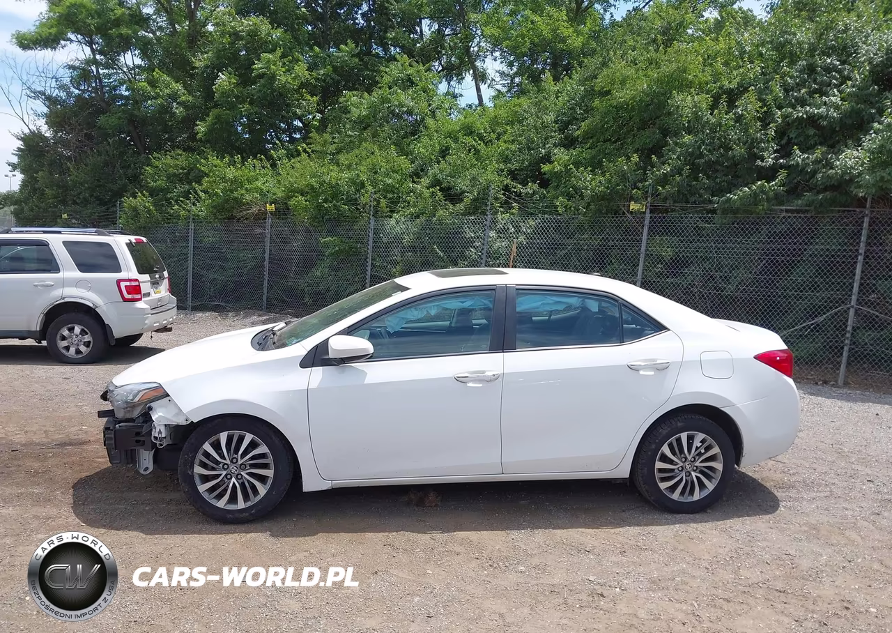 2017 Toyota Corolla Xle VIN:2T1BURHE1HC882587 - 14